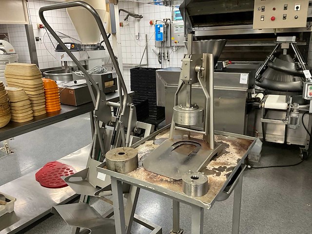 Blikken opener en pers apparaat - afbeelding 2 van  3