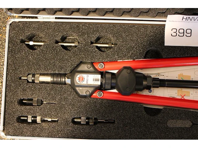Blindklinknageltang next tools mfx511qi in kunststoffen koffer. - afbeelding 2 van  2