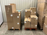 Bliston 8 / 9 vaks inleg tray partij plastic verpakkingen met partij bruine inlegtrays - afbeelding 1 van  11