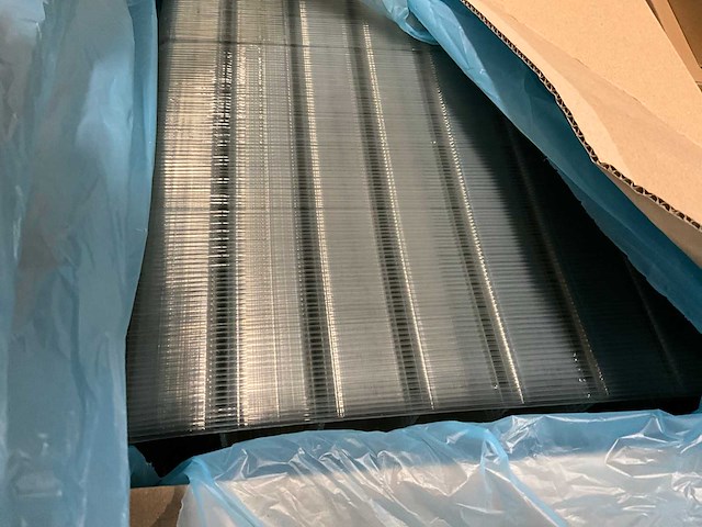 Bliston 8 / 9 vaks inleg tray partij plastic verpakkingen met partij bruine inlegtrays - afbeelding 8 van  11