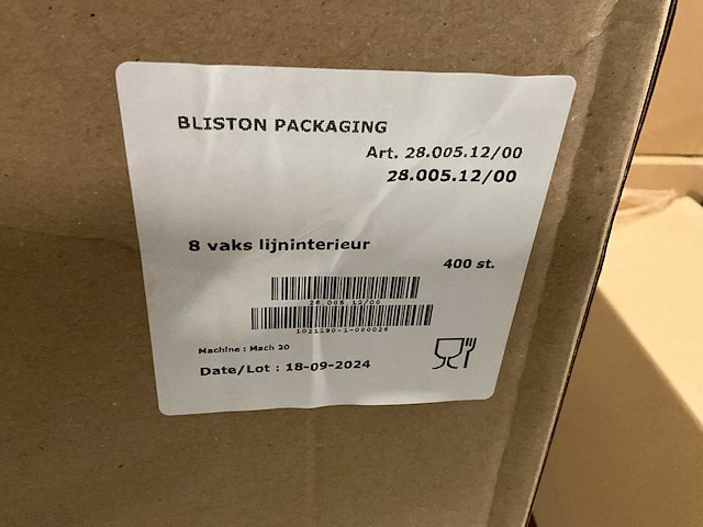 Bliston 8 / 9 vaks inleg tray partij plastic verpakkingen met partij bruine inlegtrays - afbeelding 9 van  11