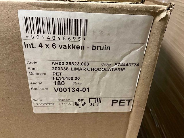 Bliston 8 / 9 vaks inleg tray partij plastic verpakkingen met partij bruine inlegtrays - afbeelding 11 van  11