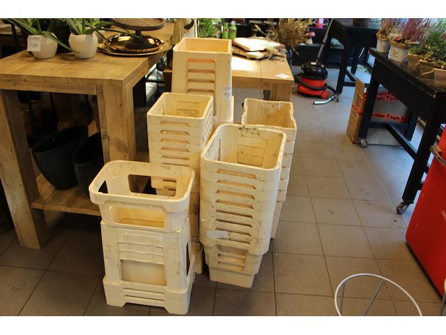 Bloembakken diverse maten. - afbeelding 1 van  3