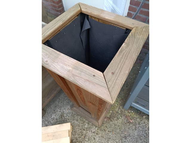 Bloembakken en dakbedekking - afbeelding 10 van  10