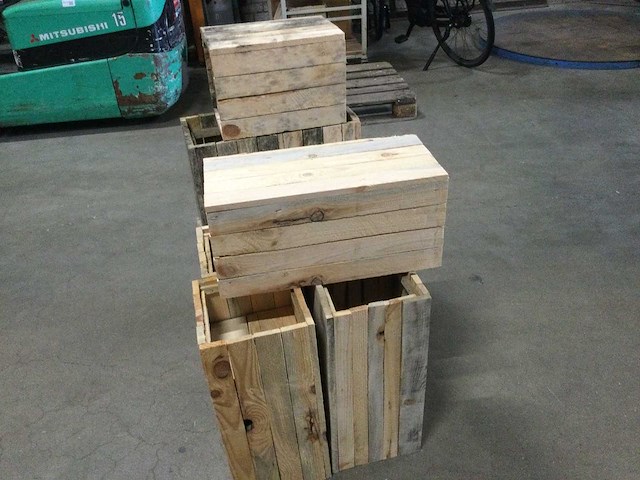 Bloembakken van hout (10x) - afbeelding 3 van  4