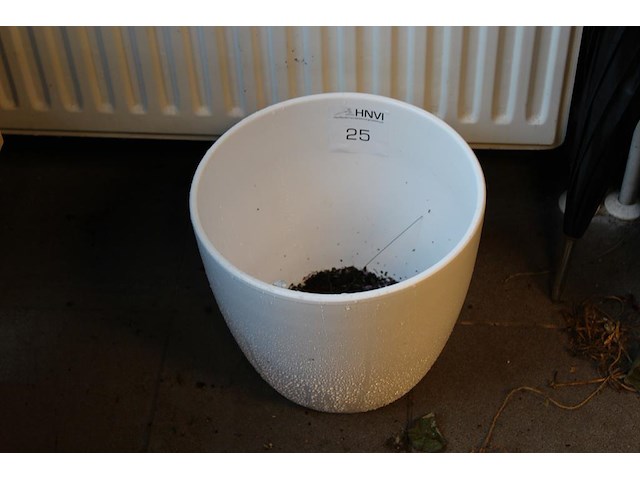 Bloemenpot. afmeting 32 x 28 cm. - afbeelding 1 van  2