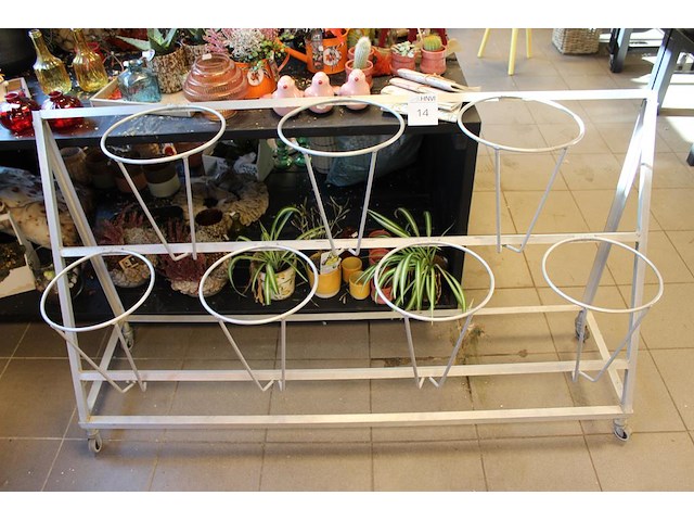 Bloemenrek. afmeting 150 x 45 x 80 cm. - afbeelding 1 van  2