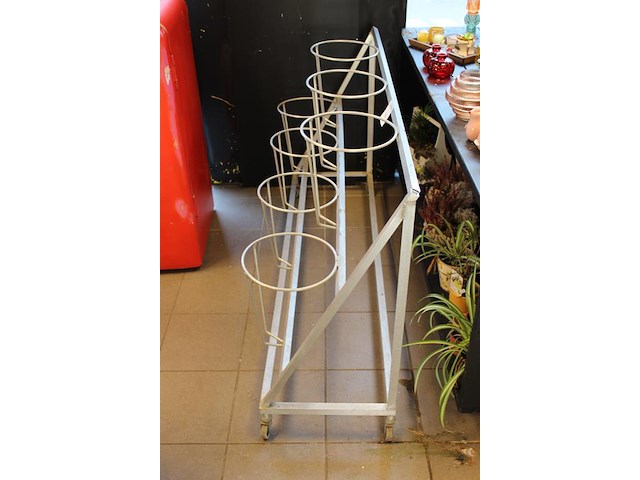 Bloemenrek. afmeting 150 x 45 x 80 cm. - afbeelding 2 van  2