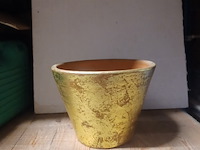 Bloempot aardewerk gold hoog 18 cm doorsnee 25cm aantal 1 stuks. - afbeelding 4 van  5