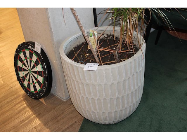 Bloempot doorsnede 52 cm en hoogte 54 cm. - afbeelding 1 van  2