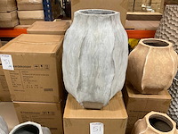 Bloempot en vaas - afbeelding 12 van  12