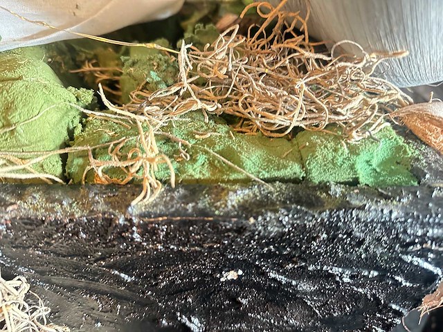 Bloempot met kunstbloemen (2x) - afbeelding 4 van  5