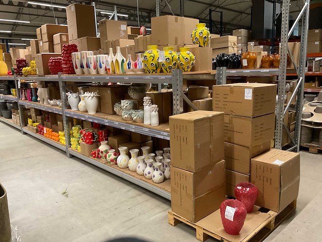 Bloempotten en vazen - afbeelding 1 van  38