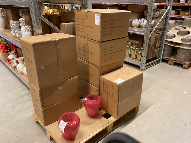 Bloempotten en vazen - afbeelding 12 van  38