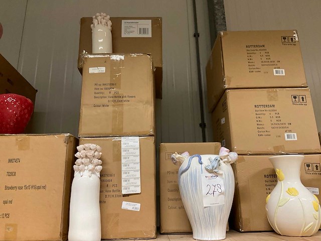Bloempotten en vazen - afbeelding 31 van  38