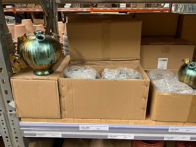 Bloempotten en vazen - afbeelding 15 van  32