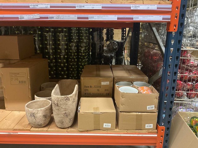 Bloempotten en vazen - afbeelding 4 van  5