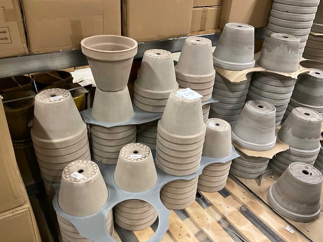 Bloempotten - afbeelding 14 van  15