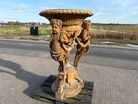 Bloemvaas met putti - afbeelding 2 van  5