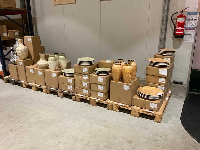 Bloemvazen en schalen mozaïek - afbeelding 1 van  26