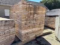 Blok marmer - voorraad natuursteen - afbeelding 1 van  2