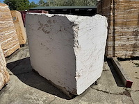 Blok marmer - voorraad natuursteen - afbeelding 2 van  2