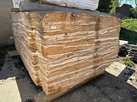 Blok marmer - voorraad natuursteen - afbeelding 1 van  2