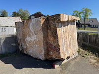 Blok marmer - voorraad natuursteen - afbeelding 1 van  2