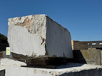 Blok marmer - voorraad natuursteen - afbeelding 2 van  2