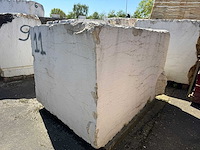 Blok marmer - voorraad natuursteen - afbeelding 1 van  2