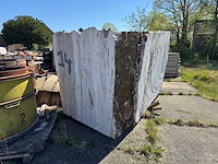 Blok marmer - voorraad natuursteen - afbeelding 1 van  2