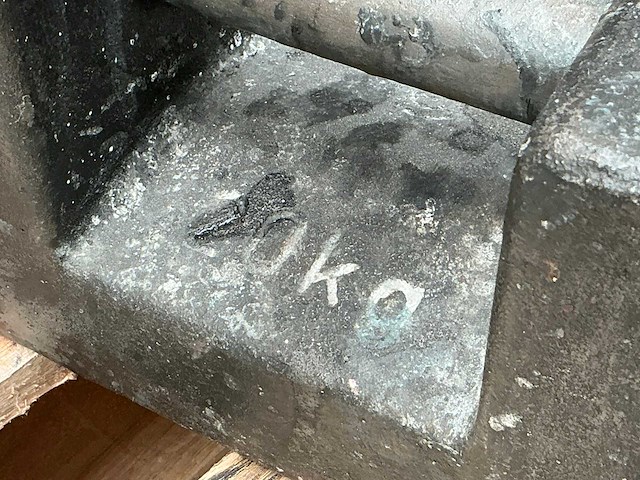Blokgewicht ( 20 kilo ) (3x) - afbeelding 3 van  3