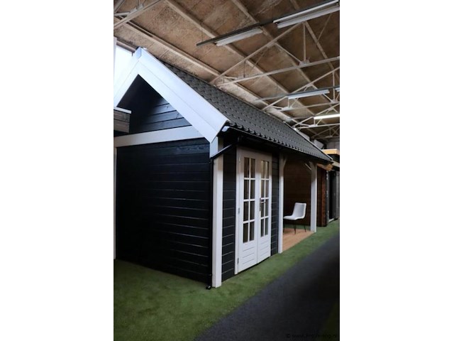 Blokhut (vuren) met veranda - 550x250cm - afbeelding 14 van  34