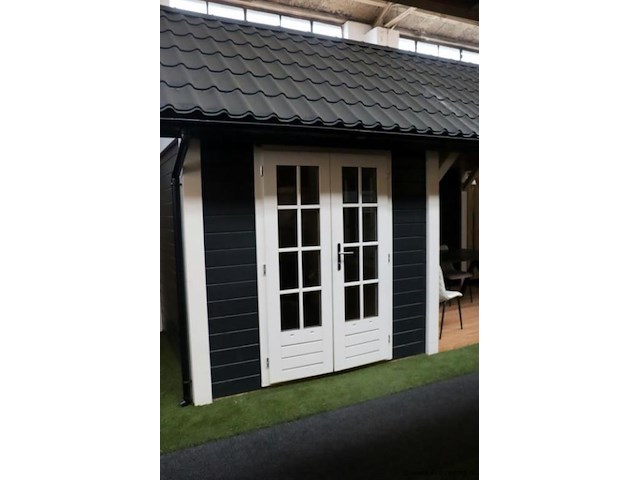 Blokhut (vuren) met veranda - 550x250cm - afbeelding 16 van  34