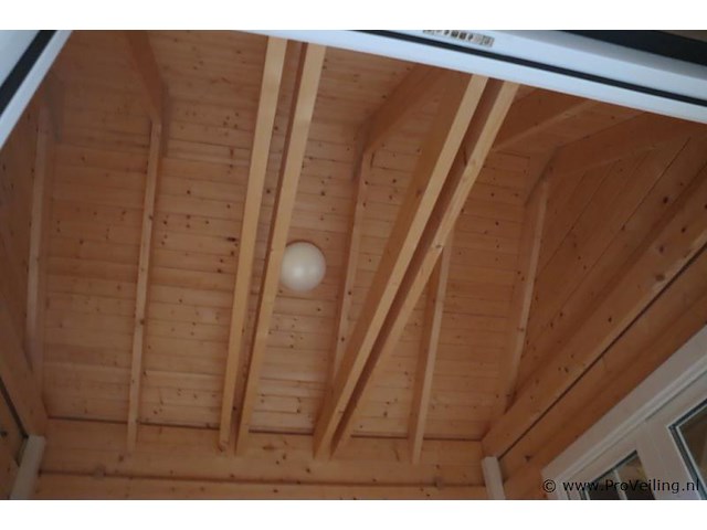 Blokhut (vuren) met veranda - 550x250cm - afbeelding 20 van  34