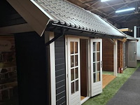 Blokhut (vuren) met veranda - 550x250cm - afbeelding 32 van  34