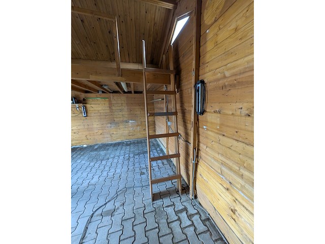 Blokhut - afbeelding 15 van  38