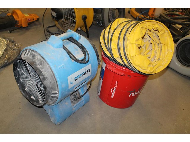 Blower dryfast daf2500 met slang. - afbeelding 2 van  2
