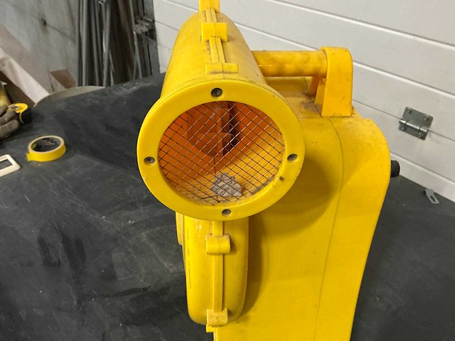 Blower - afbeelding 2 van  3
