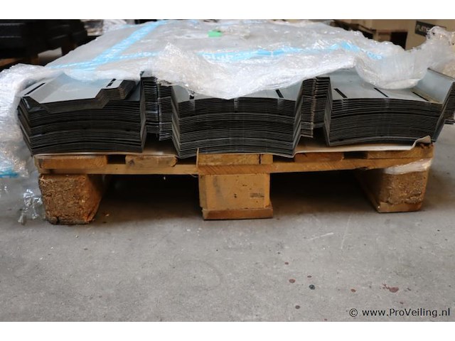 Blubase connect achterplaat t.b.v. zonnepanelen - afbeelding 2 van  4