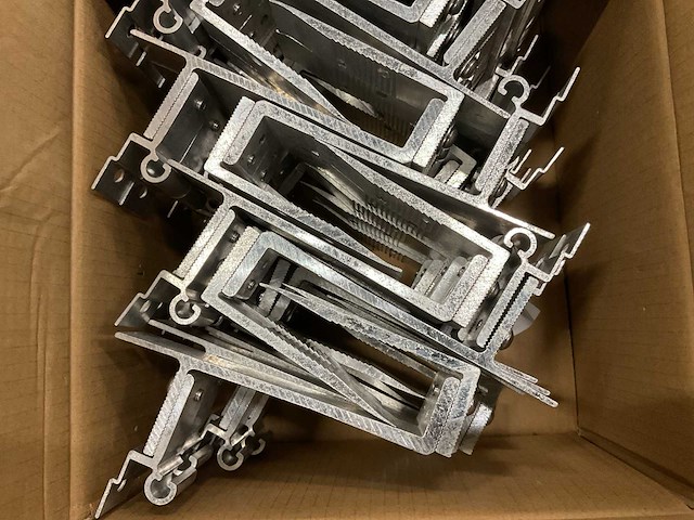 Blubase robots rotatie dakhaak bevestigingsmateriaal (3x) - afbeelding 3 van  3