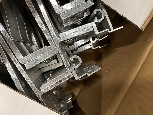 Blubase robots rotatie dakhaak bevestigingsmateriaal (3x) - afbeelding 3 van  3