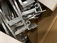 Blubase robots rotatie dakhaak bevestigingsmateriaal (3x) - afbeelding 3 van  3