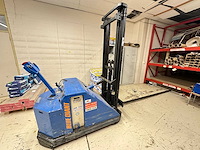 Blue giant - 2000 - lt150w30 - stapelaar - afbeelding 1 van  10