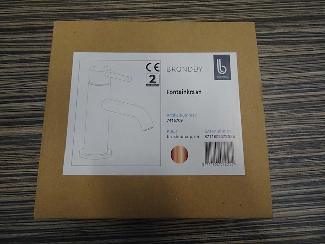 Blue label - brondby - fonteinkraan - afbeelding 1 van  1