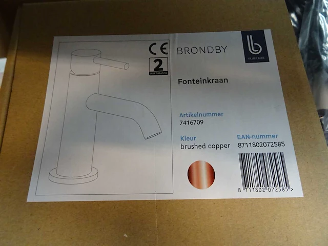 Blue label - brondby - fonteinkraan - afbeelding 2 van  2
