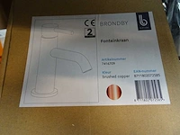 Blue label - brondby - fonteinkraan - afbeelding 2 van  2