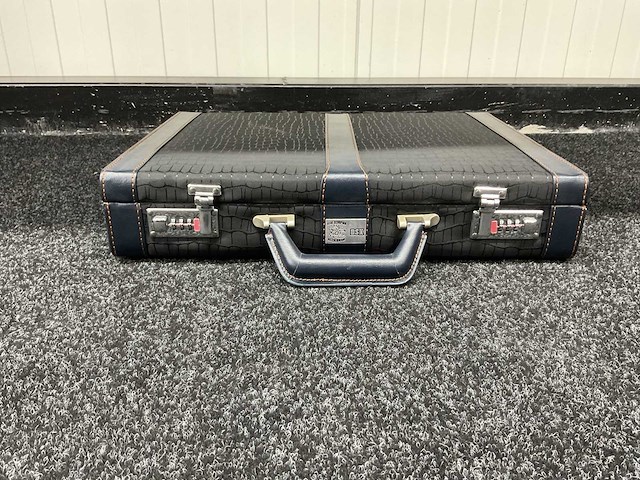 Blue scorpion - koffer - 12 pcs messenkoffer - afbeelding 5 van  8