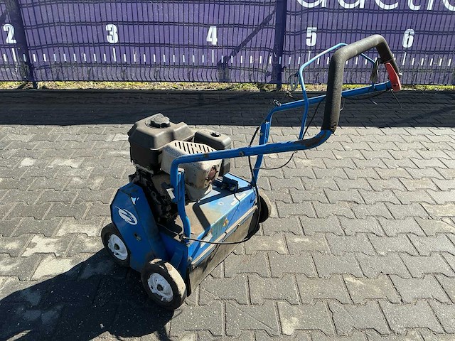 Bluebird c185bfc verticuteermachine - afbeelding 3 van  7