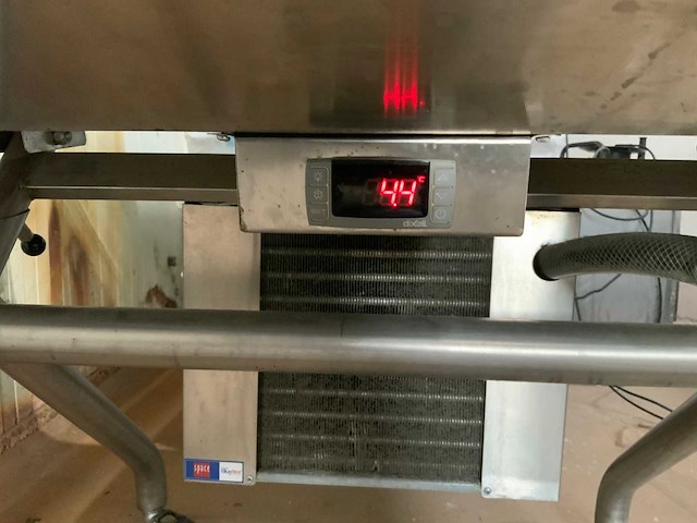 Bluered brooklyn koelvitrine - hoogte instelbaar - afbeelding 5 van  6